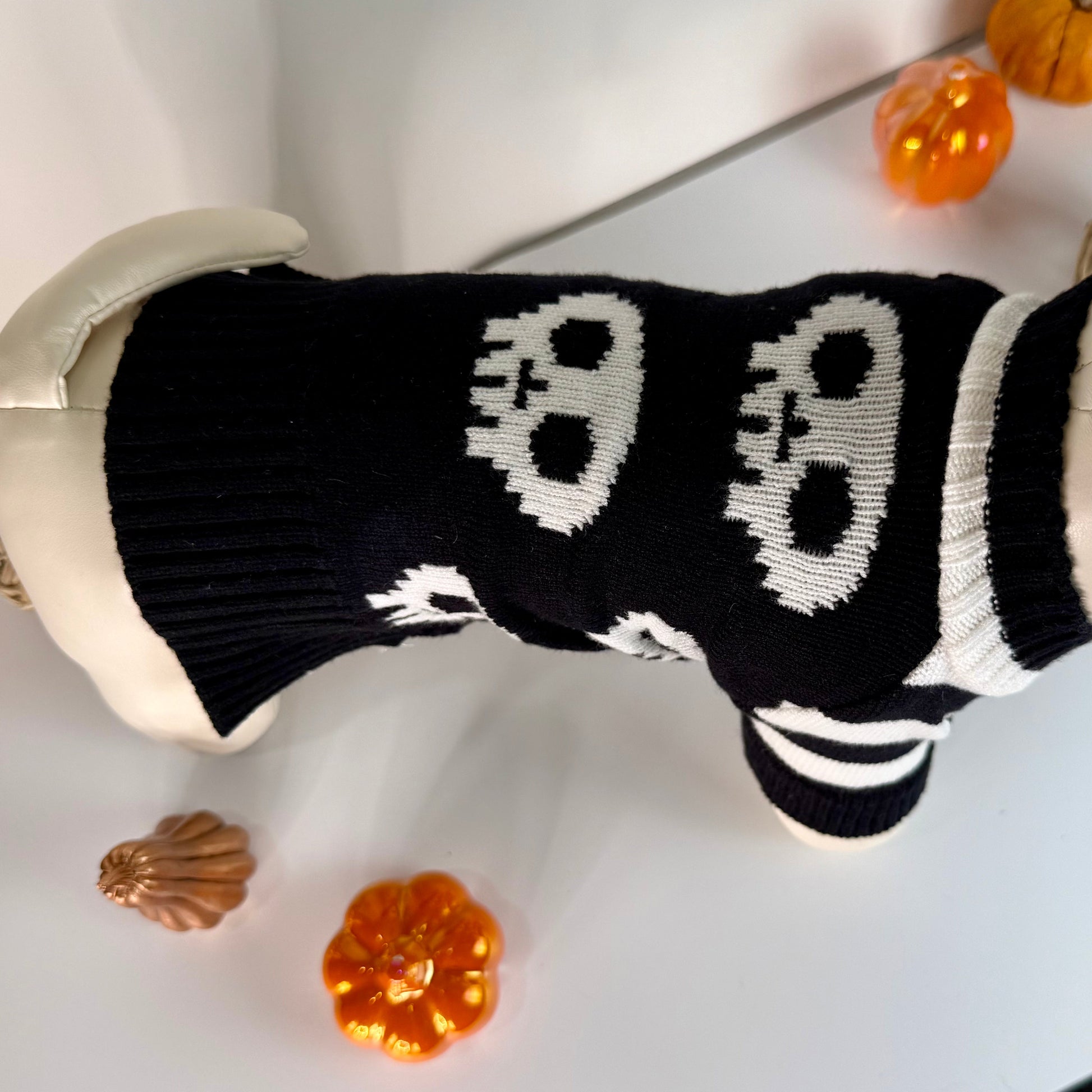 Skull dog knit sweater